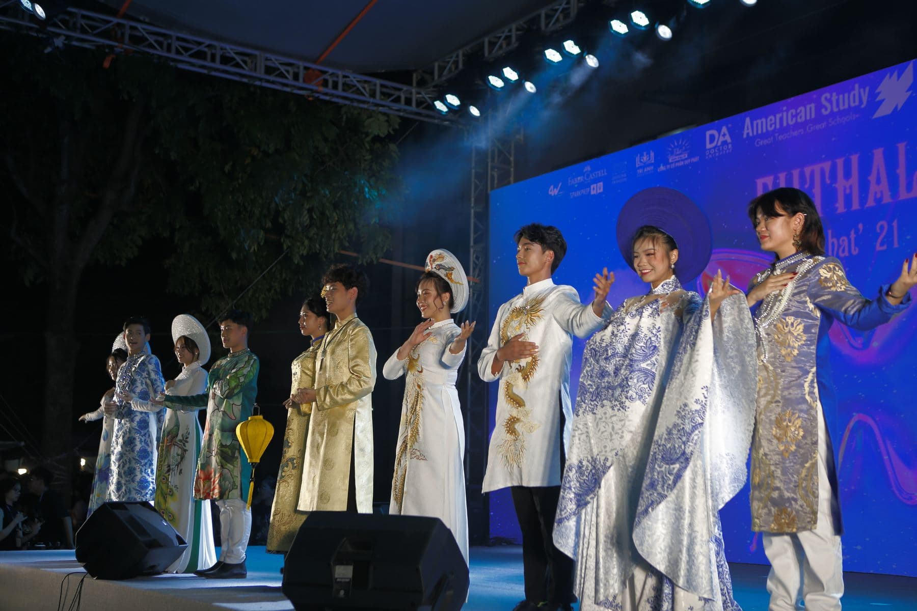 The Top 10 Ambassadors in traditional dress